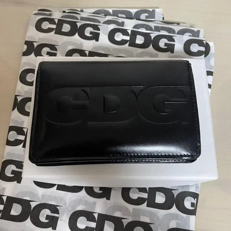 꼼데가르송 CDG 로고지갑